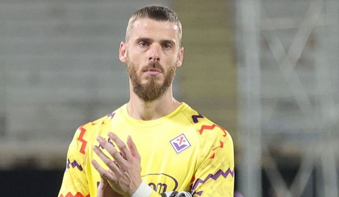 De Gea phải ngồi dự bị sau màn ra mắt đáng quên tại Fiorentina